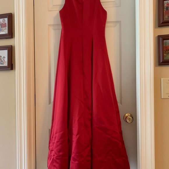 BETSY & ADAM red formal prom dress - Picture 4 of 6